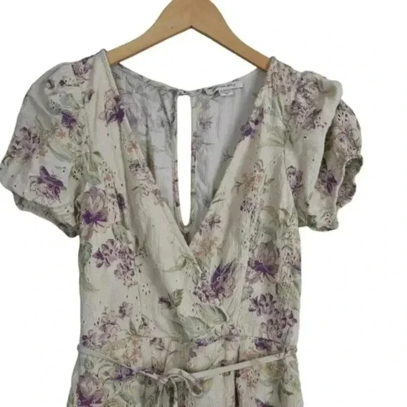 American  Eagle Floral Romper Wrap Front Cream Playsuit Cottage Core Size XS - Picture 6 of 16